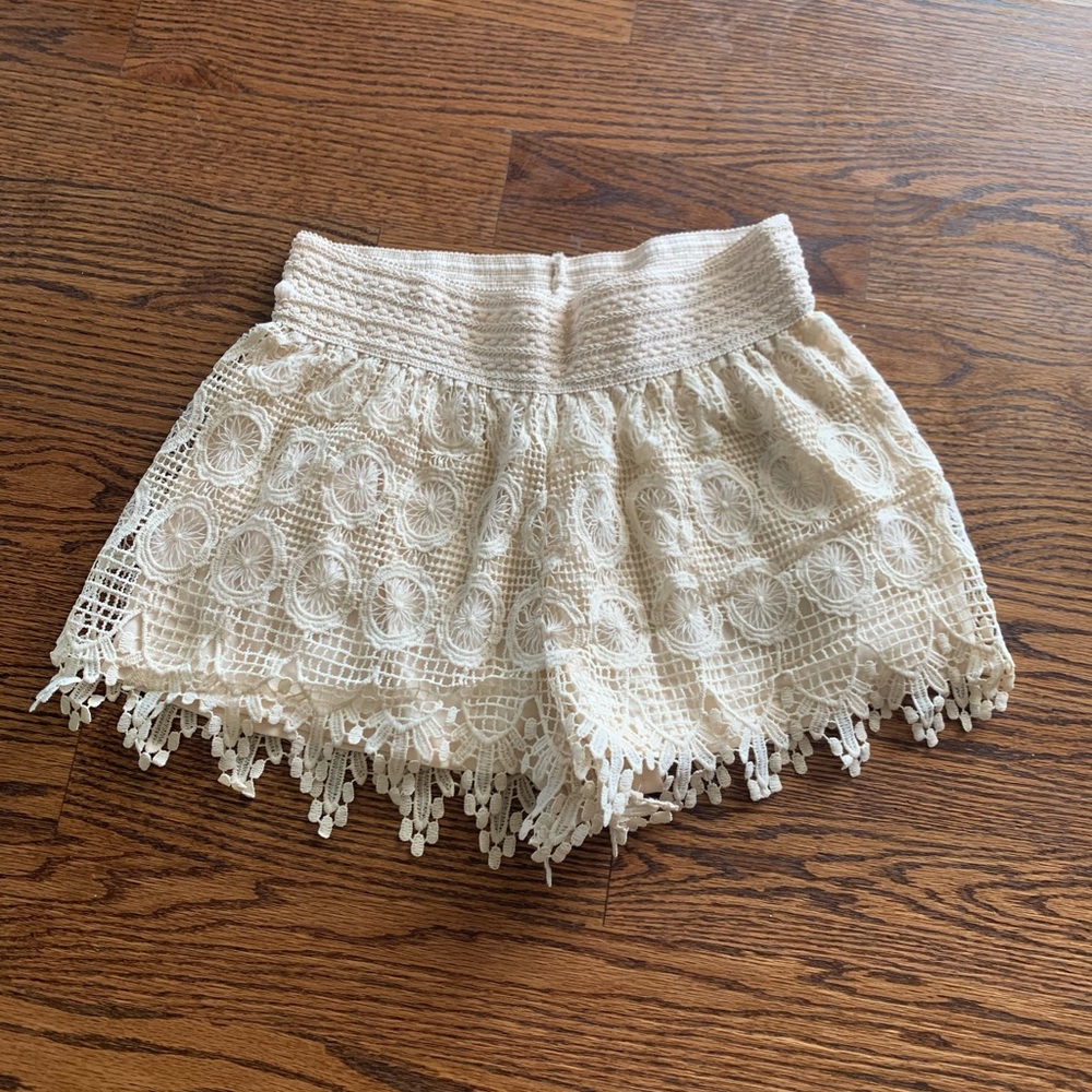 Shorts juniors size large elastic waist